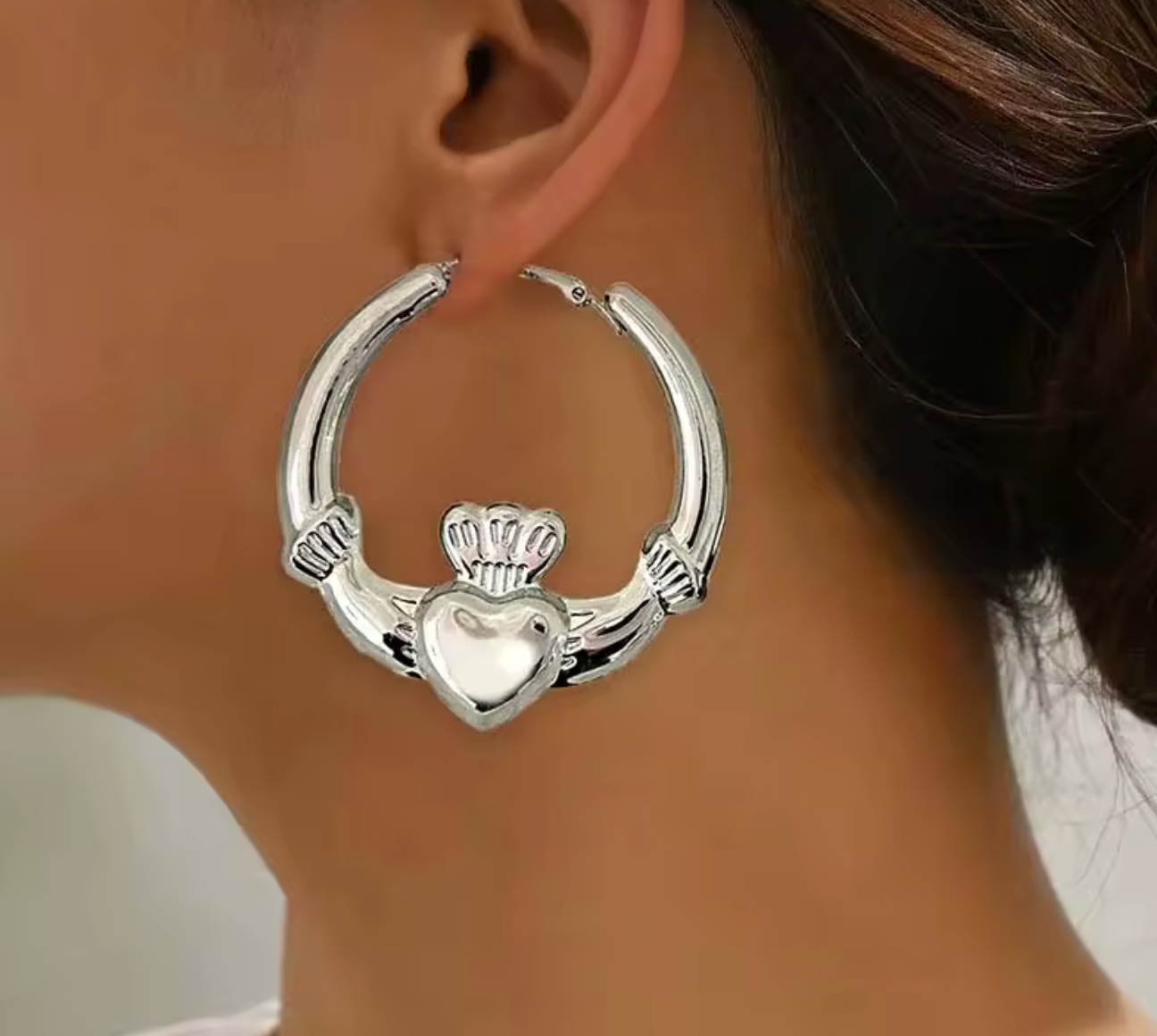 Vintage Gold Heart Hoop Earrings
