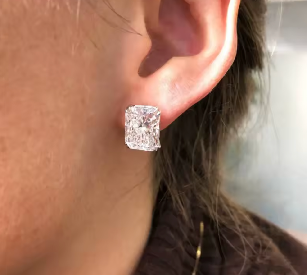Stylish Zirconia Stud Earrings for Women